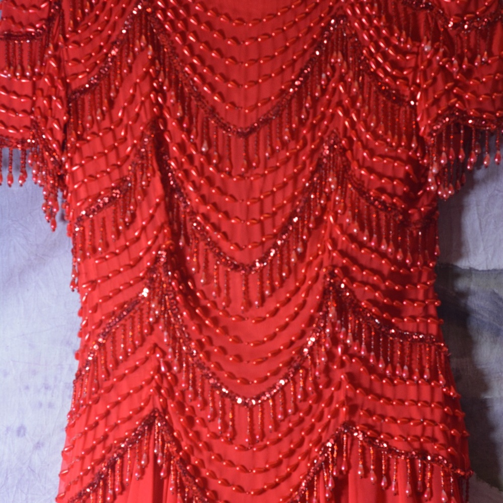 RED BEADED DRESS  SZ4 AFTER FIVE